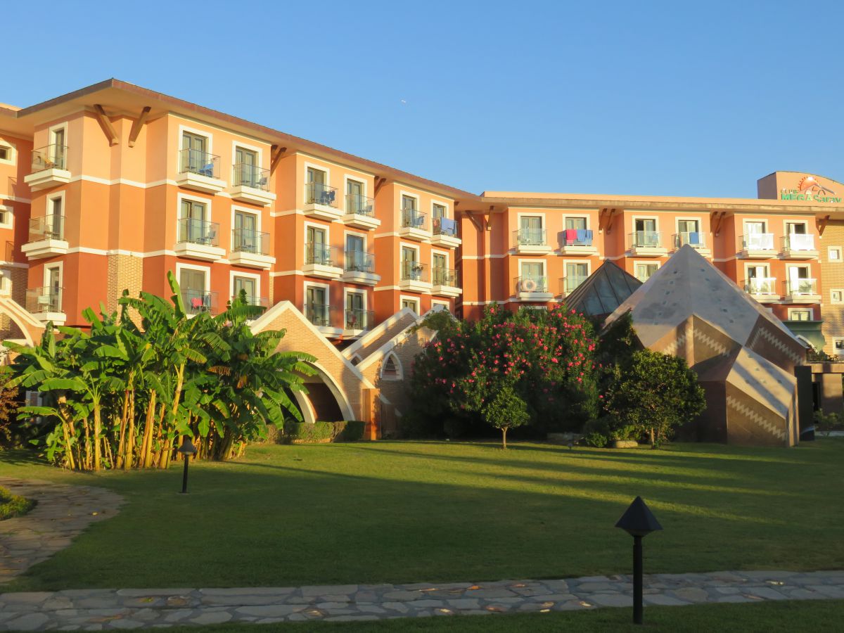 imagini hotel MEGASARAY 2021